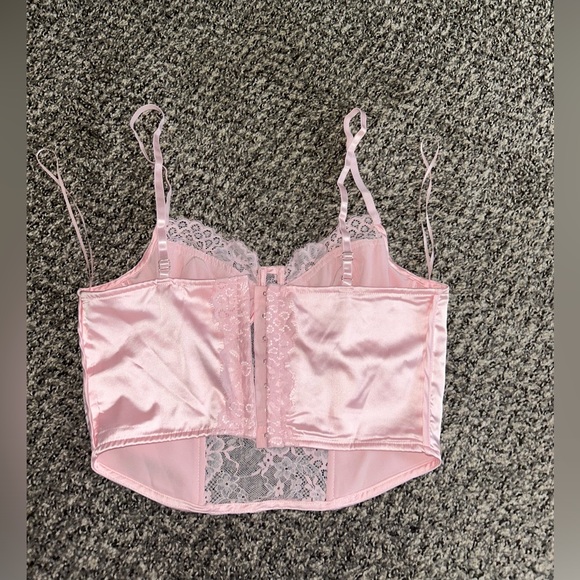 Women’s Lingerie - Picture 3 of 4